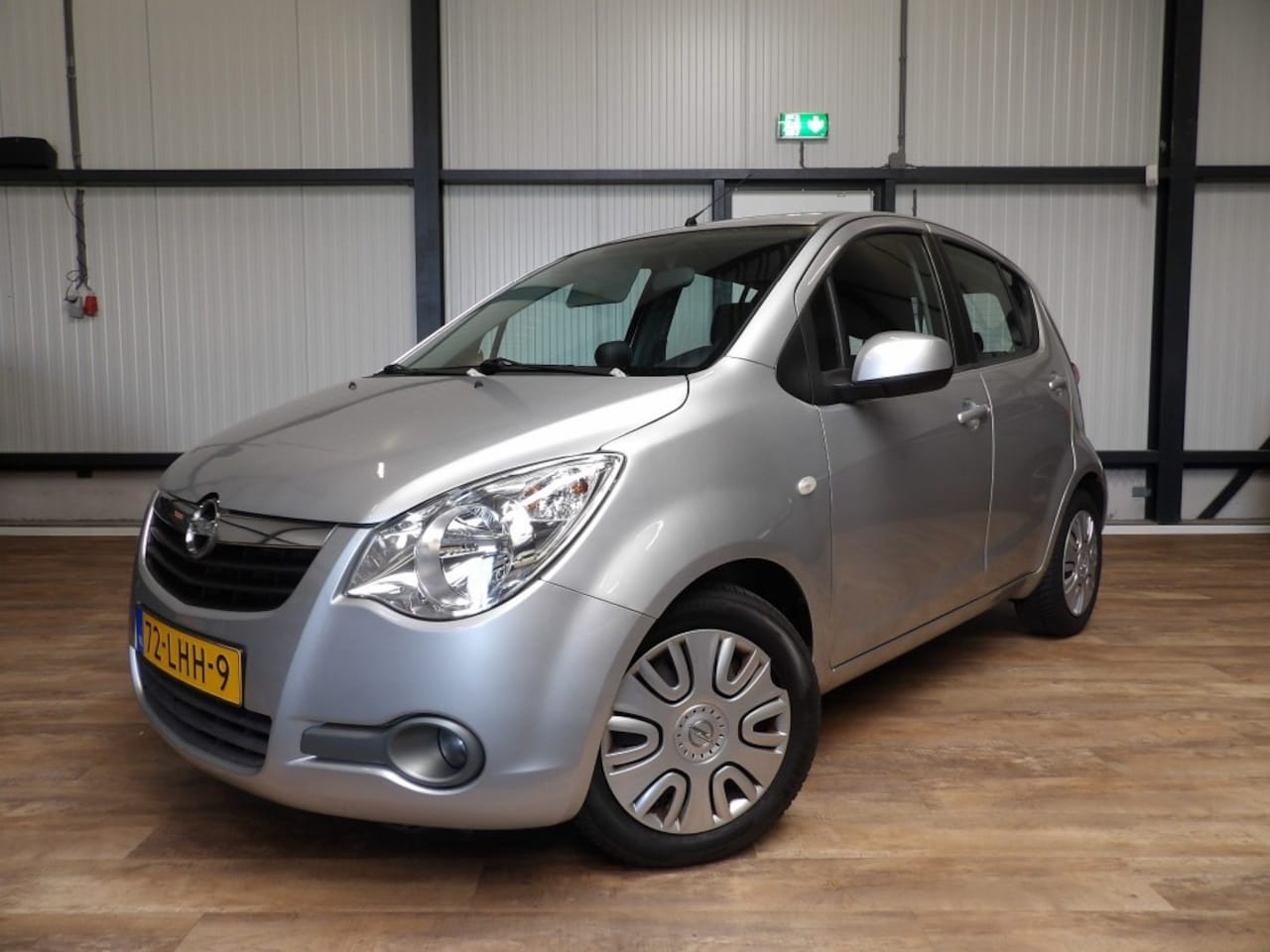 Opel Agila - 1.2 5drs - airco - complete historie - AutoWereld.nl