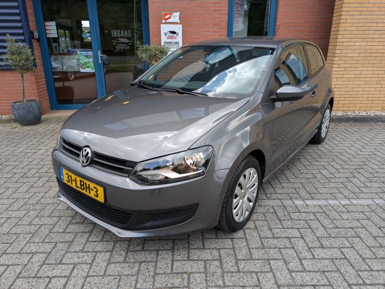 Volkswagen Polo - 1.4 MPI-16V COMFORTLINE, 1ste eigenaar, Trekhaak, Airco, AUTOMAAT, Cruise, Stoelverwarming - AutoWereld.nl