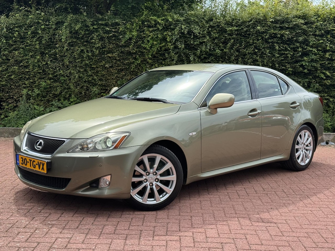 Lexus IS - 250 Luxury DEALER Stoelkoeling Xenon - AutoWereld.nl