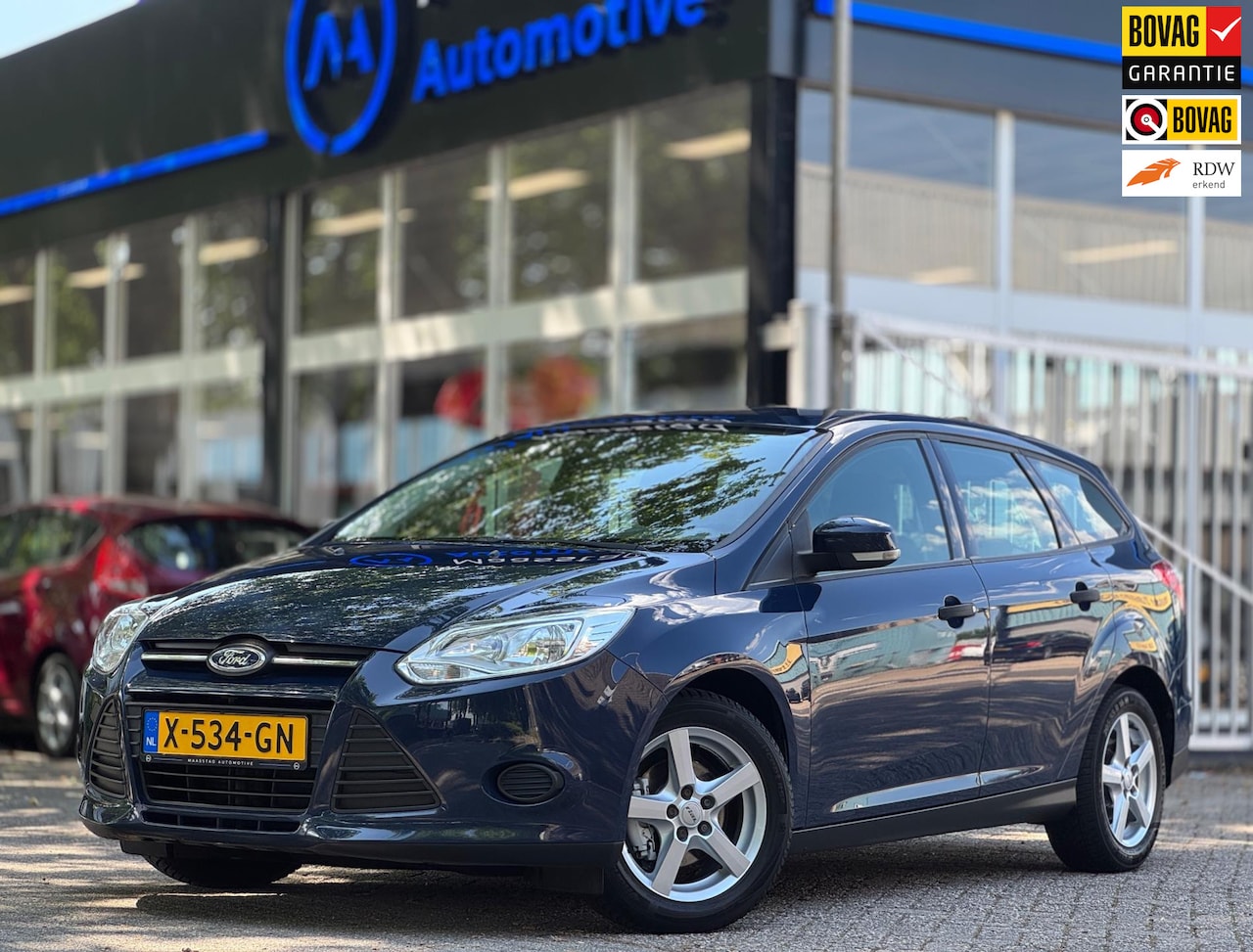 Ford Focus Wagon - 1.0 EcoBoost Airco Nieuwe APK LM Velgen Topstaat - AutoWereld.nl
