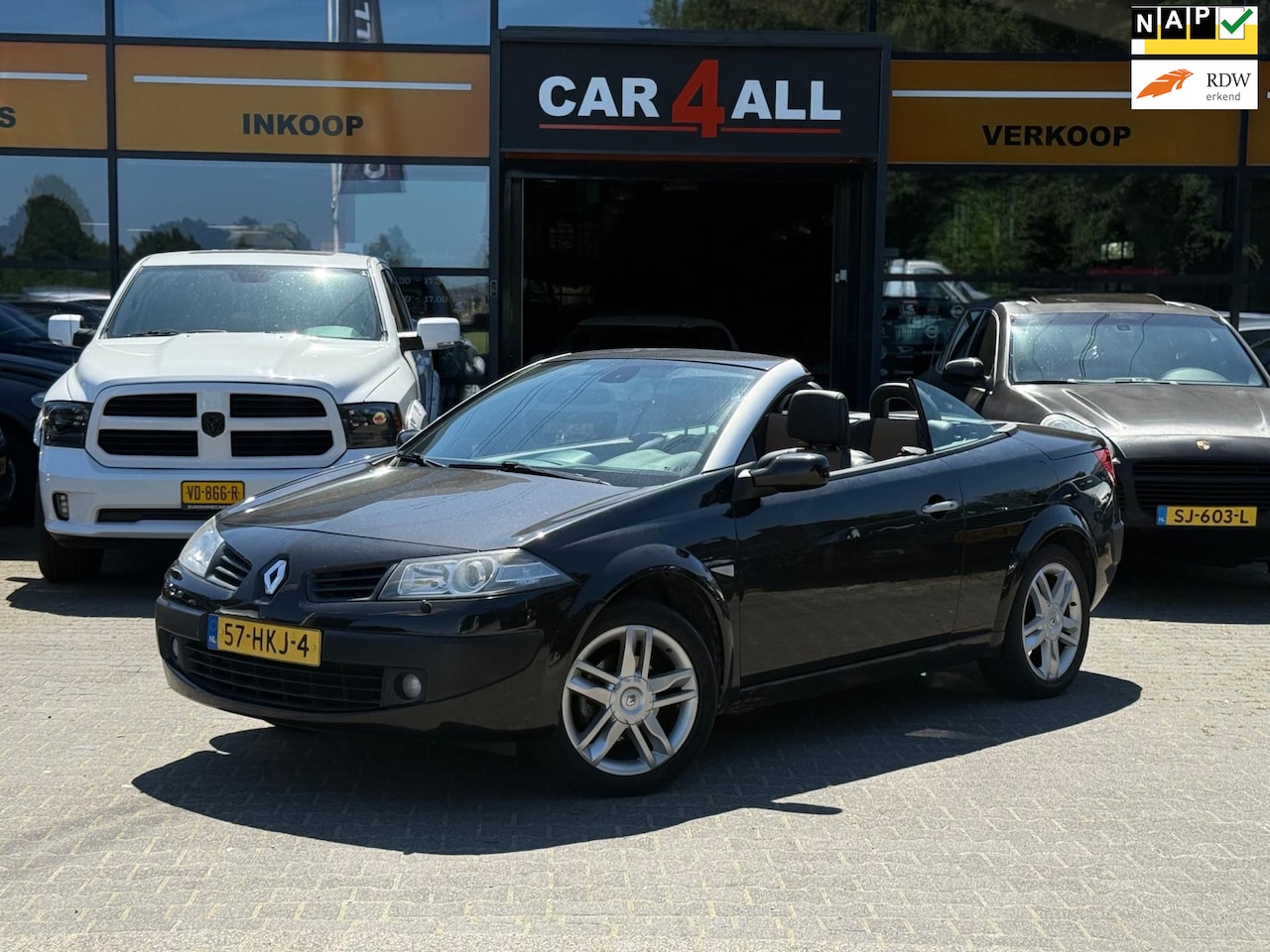 Renault Mégane coupé cabriolet - 2.0-16V Privilège STLVRM/PDC/6BAK/NAP/APK 28-06-2026 - AutoWereld.nl
