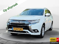 Mitsubishi Outlander - 2.4 PHEV Pure (135 PK) 1e-Eig. & Dealer-Onderh. BOVAG-Garantie. NL-Auto. Trekhaak, Half-Le