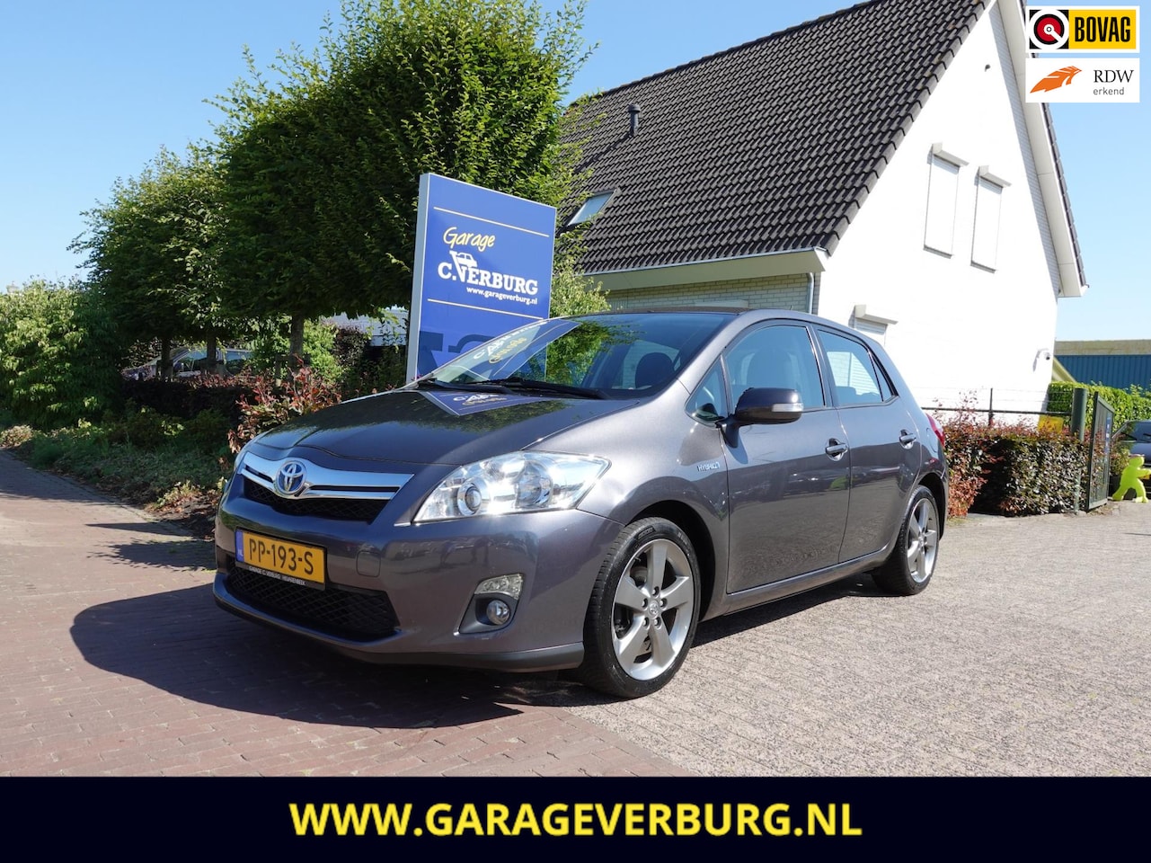 Toyota Auris - 1.8 Full Hybrid Executive Business (Navi,Cruise,Camera,Lm velgen) - AutoWereld.nl