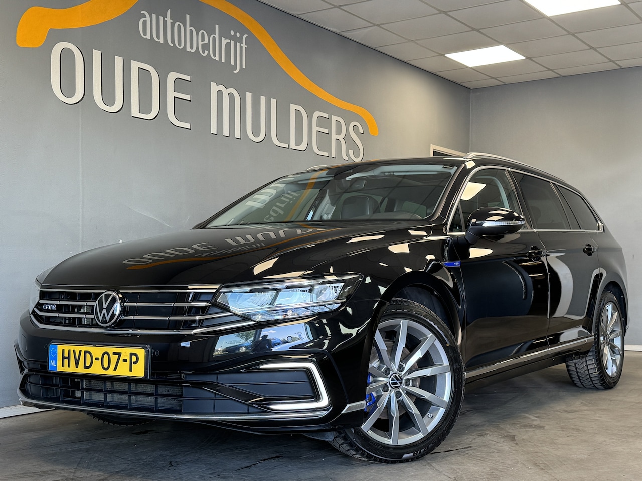 Volkswagen Passat Variant - 1.4 TSI PHEV GTE Business Panoramdak/Camera/Memoryseats - AutoWereld.nl