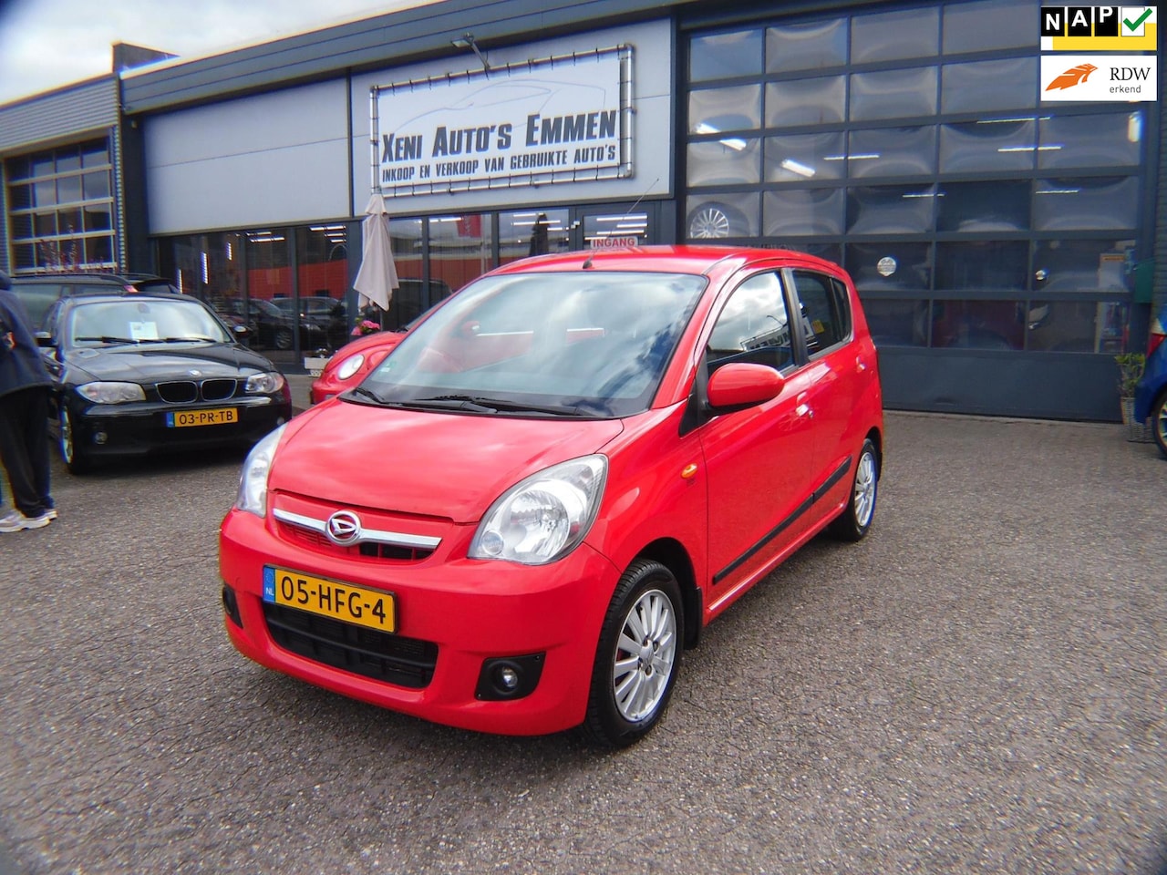 Daihatsu Cuore - 1.0 SPORT|Airco|5 Deurs|LM-Velgen|Trekhaak|Dubbele Uitlaat!! - AutoWereld.nl