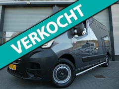 Renault Master - T35 2.3 dCi 135 L2H2 airco , navigatie , camera