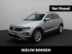 Volkswagen T-Roc - 1.0 TSI Life Edition | Fysieke voorraad auto | Direct leverbaar | Navigatie | Climatronic
