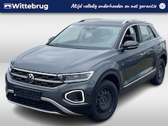 Volkswagen T-Roc - 1.5 TSI 150pk DSG Style / Panoramadak / Digital Cockpit Pro / 18" LMV / Navi / Camera / Ke