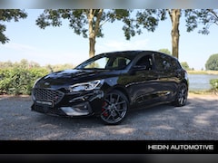 Ford Focus - 2.3 EcoBoost 280pk ST-3 | Performance pack | Driver Pack | Adaptive LED | Sper Diff