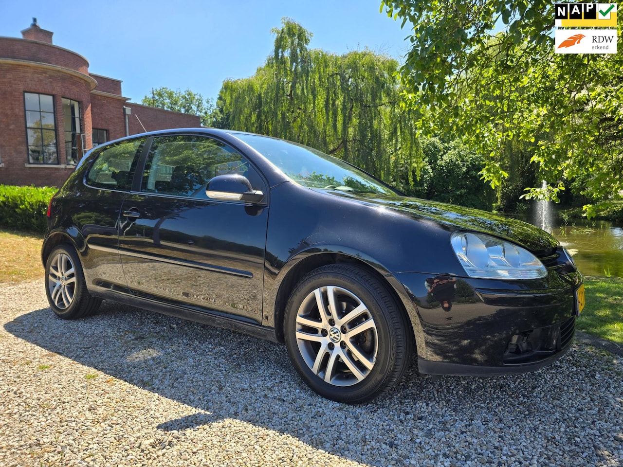 Volkswagen Golf - 1.6 FSI Optive 3 AIRCO *apk:06-2026* - AutoWereld.nl