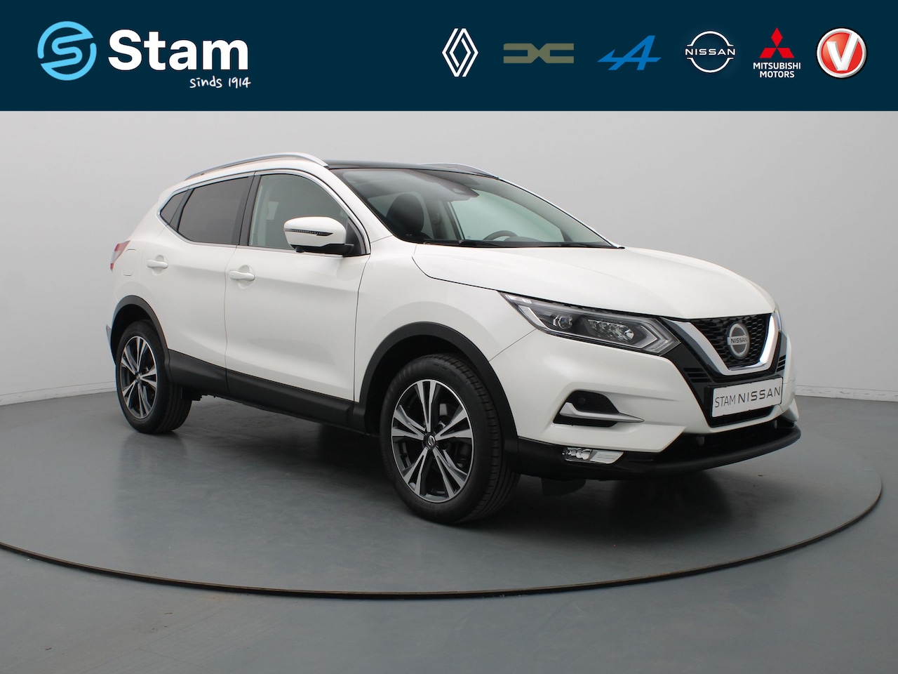 Nissan Qashqai - 120pk N-Connecta 360° Camera | Cruise | Navi | Parkeersens. v+a | Panoramadak - AutoWereld.nl