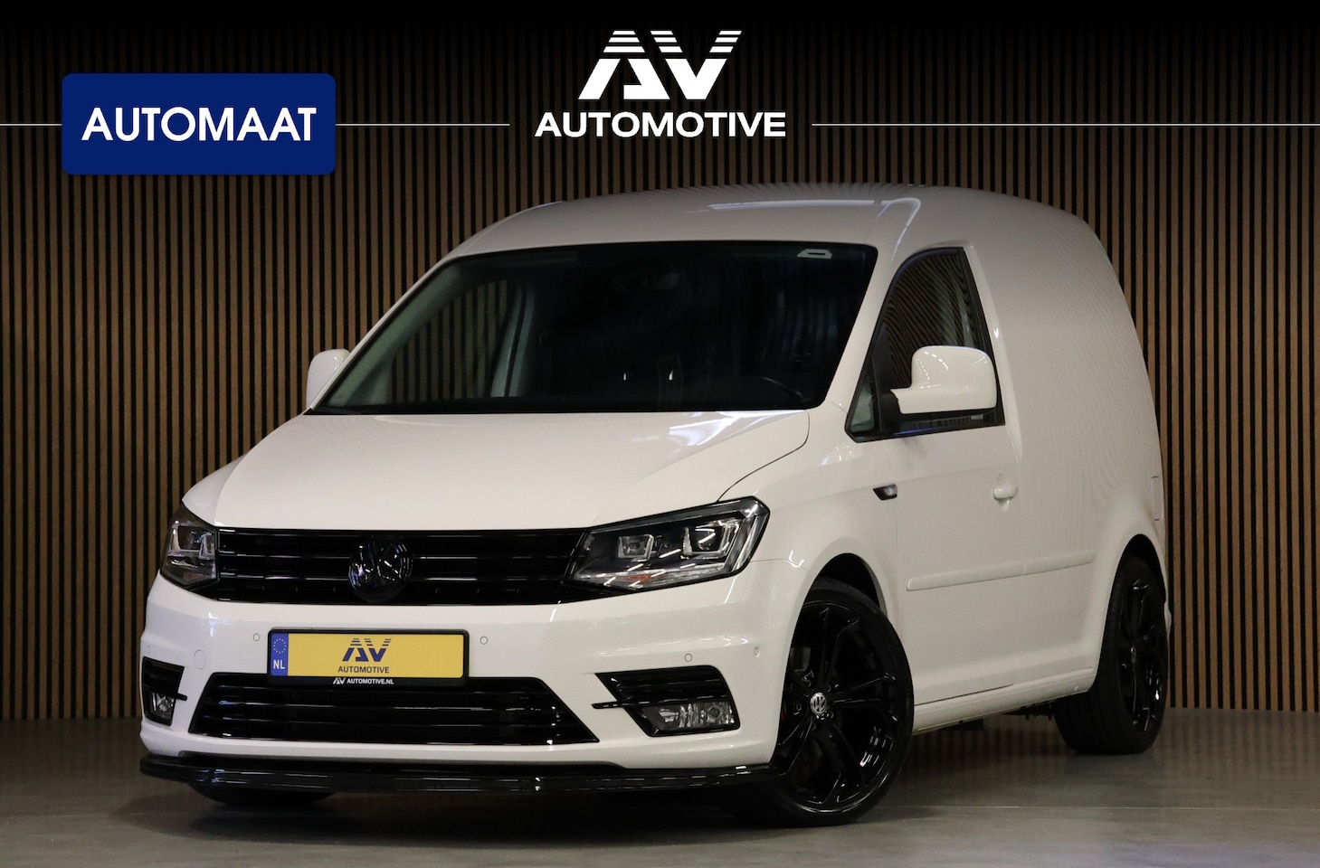 Volkswagen Caddy - 2.0 TDI DSG | Bi-Xenon | Navigatie | CarPlay | Climate Control | Stoelverwarming | PDC V+A - AutoWereld.nl