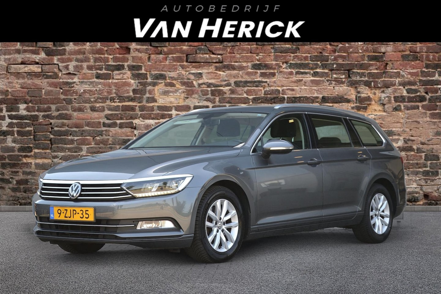 Volkswagen Passat Variant - 1.4 TSI ACT Comfortline | 5-Deurs | NAV | Airco | Cruise - AutoWereld.nl