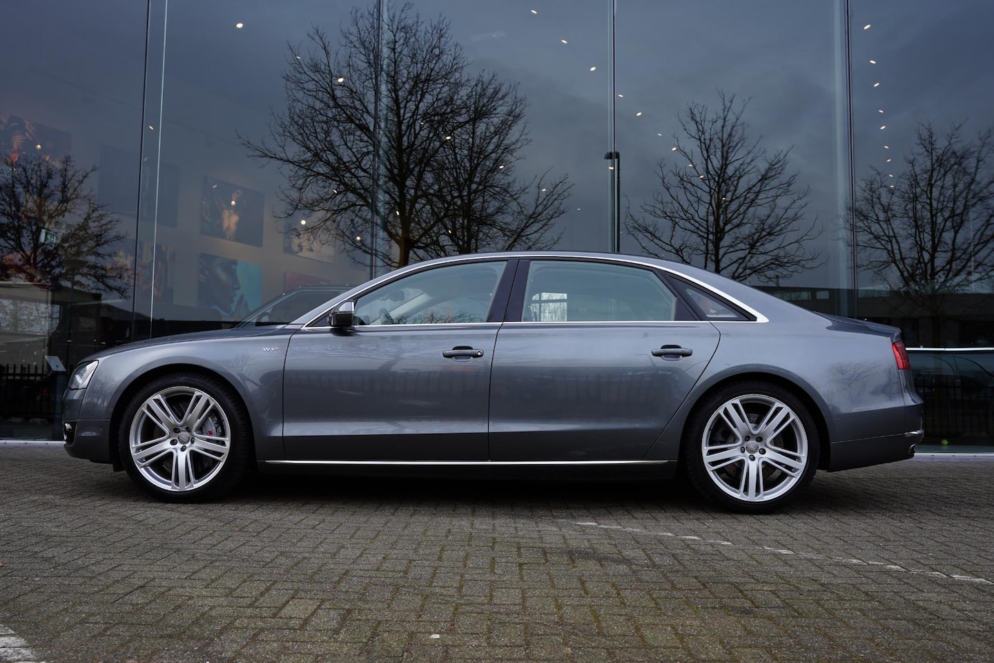 Audi A8 - 6.3 W12 quattro Lang Exclusive 6.3 W12 Quattro Lang Exclusive - AutoWereld.nl