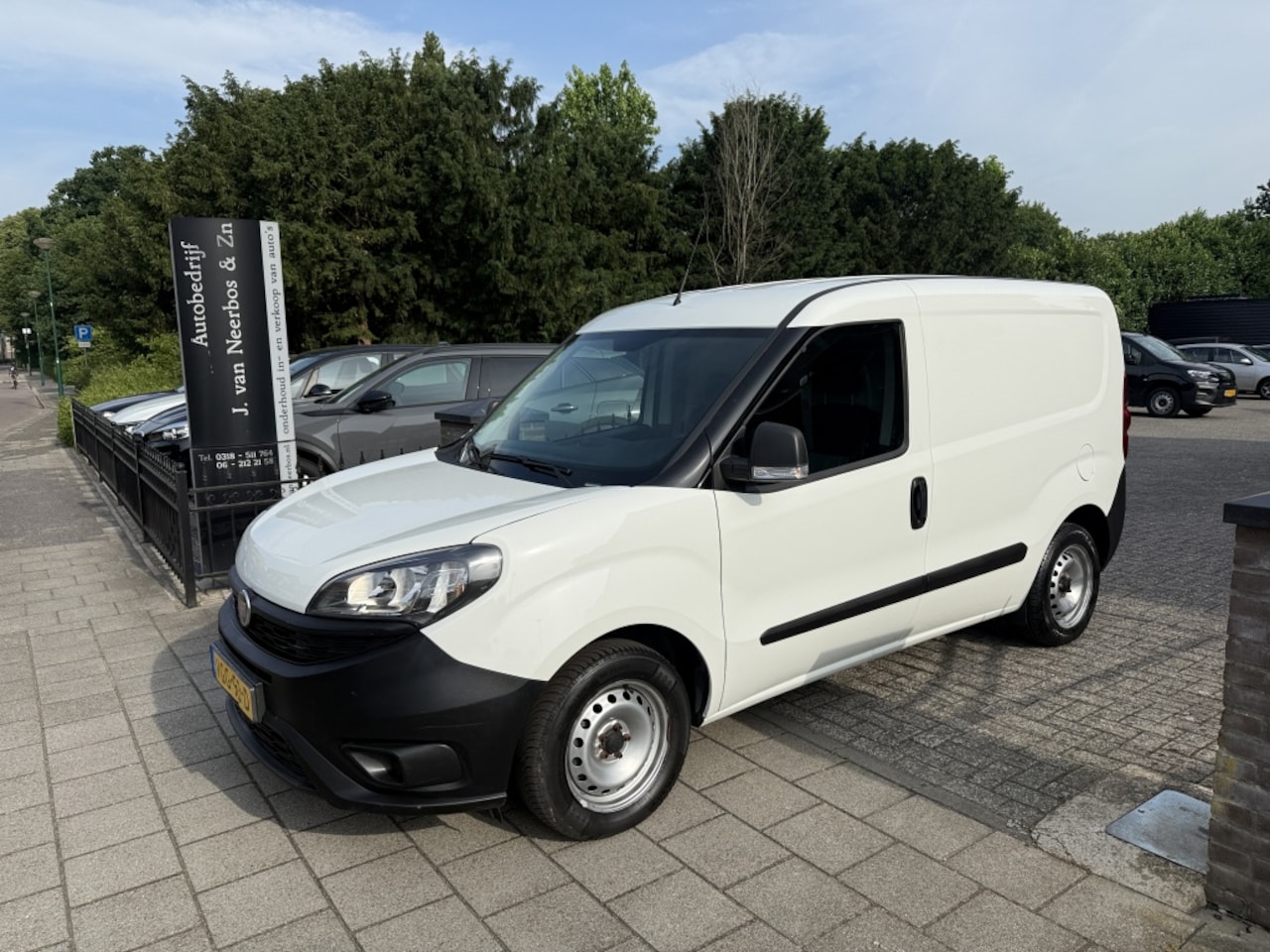 Fiat Doblò Cargo - 1.6 MJ L1H1 1.6 MJ L1H1 - AutoWereld.nl