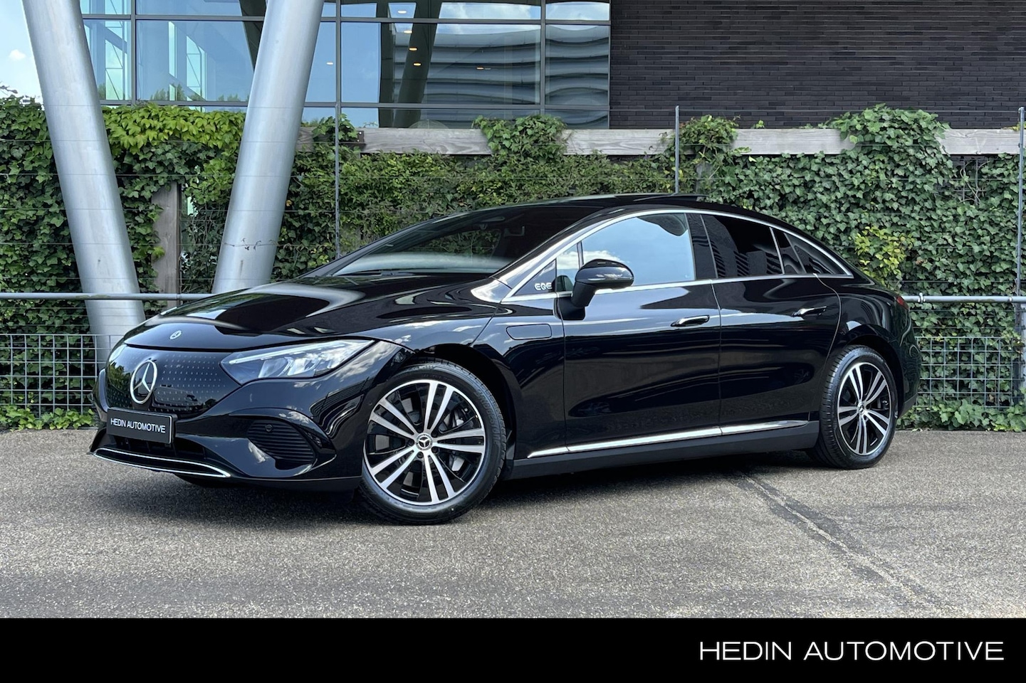 Mercedes-Benz EQE - EQE 300 Business Edition Limited | Panoramadak - AutoWereld.nl