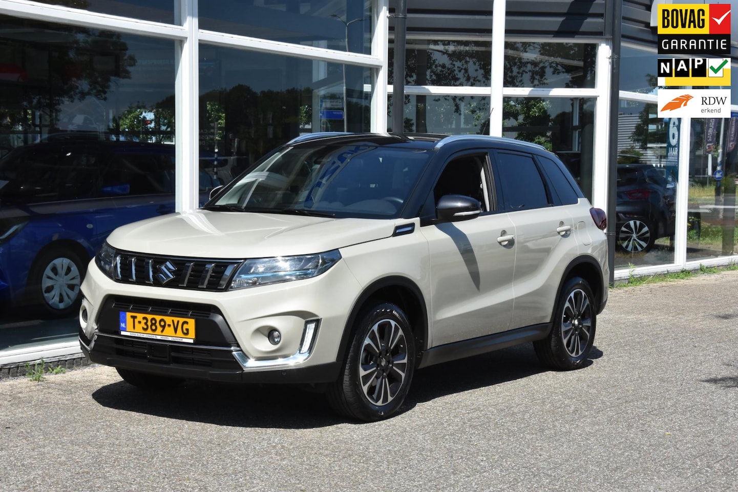 Suzuki Vitara - 1.4 Boosterjet Style Smart Hybrid 1.4 Boosterjet Style Smart Hybrid - AutoWereld.nl