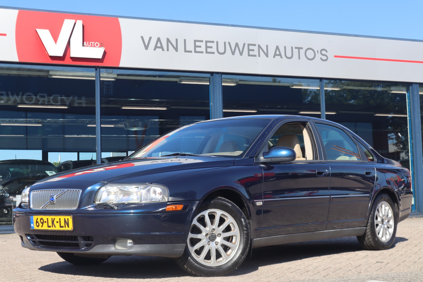 Volvo S80 - 2.4 Elan | Cruise | Automaat | APK 24-02-2026 - AutoWereld.nl