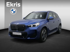 BMW iX1 - xDrive30 Launch Edition | M Sportpakket | Head-Up Display | Stuurwielverwarming | Trekhaak