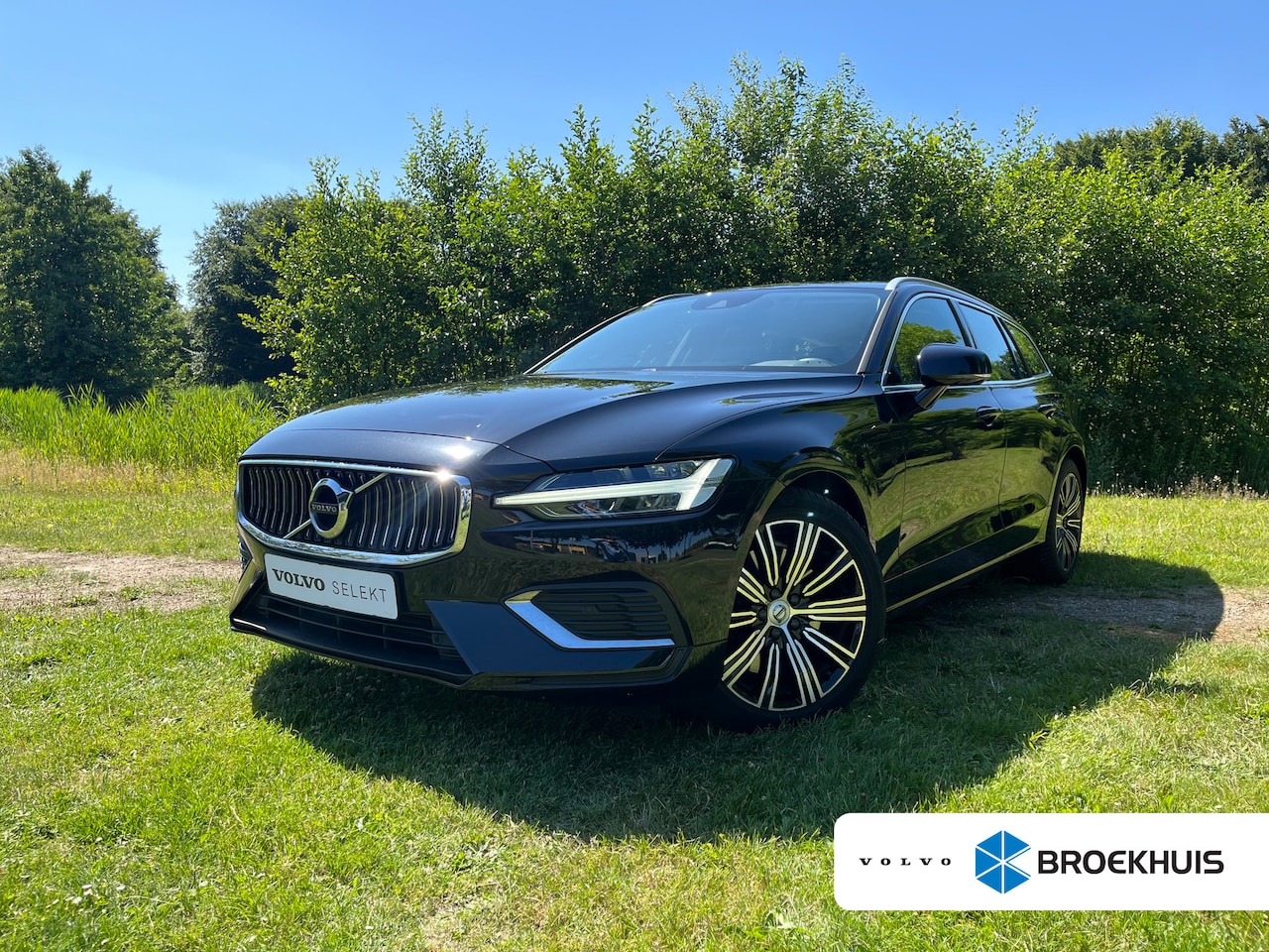 Volvo V60 - 2.0 T8 Recharge AWD Inscription | Pilot Assist | Camrea | Leder | Keyless | - AutoWereld.nl