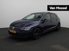 Volkswagen Golf - 1.5 eTSI Life | DEMO | SCHUIF-KANTELDAK | NAVIGATIE | PARKEERSENSOREN V+A | CLIMATE CONTRO