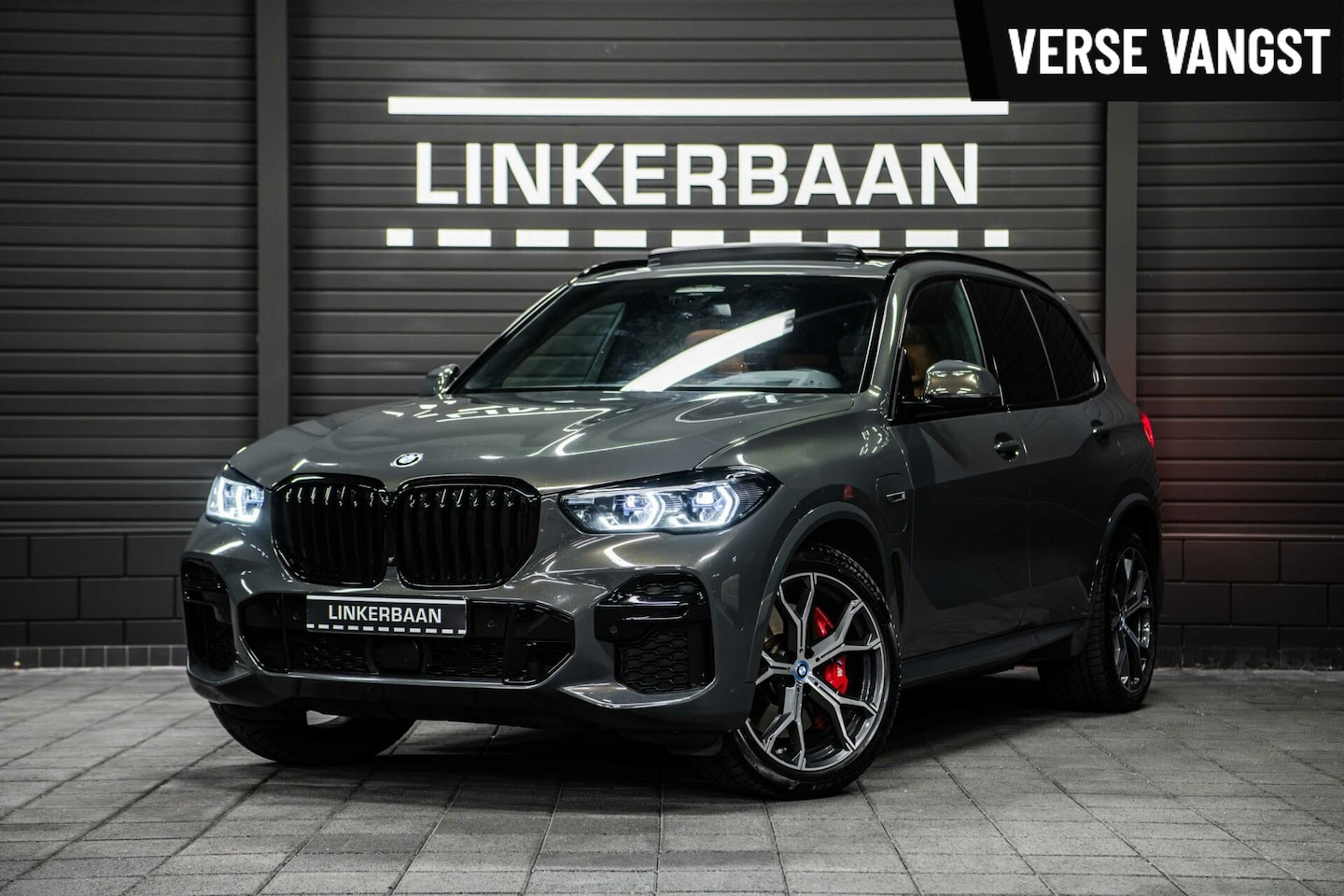 BMW X5 - xDrive45e Hybride | Uniek | M Sport | Vol Opties | Panodak | Laser | Carbon | Trekhaak | 2 - AutoWereld.nl