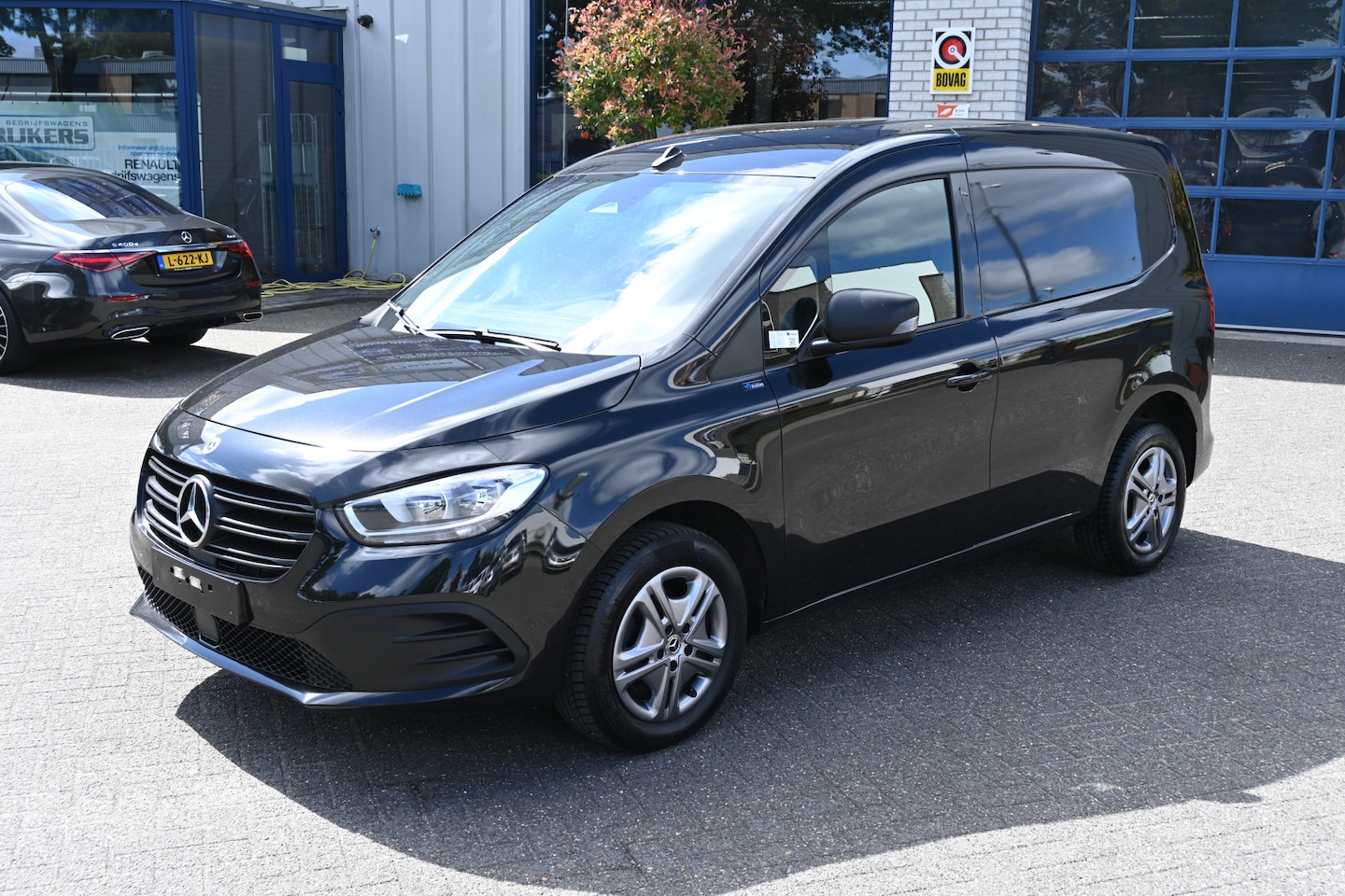 Mercedes-Benz Citan - 110 CDI L1 Pro 3 Zitplaatsen, Apple Carplay/Android Auto - AutoWereld.nl