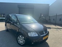 Volkswagen Touran - 2.0 TDI DSG Cruise|Clima Trendline