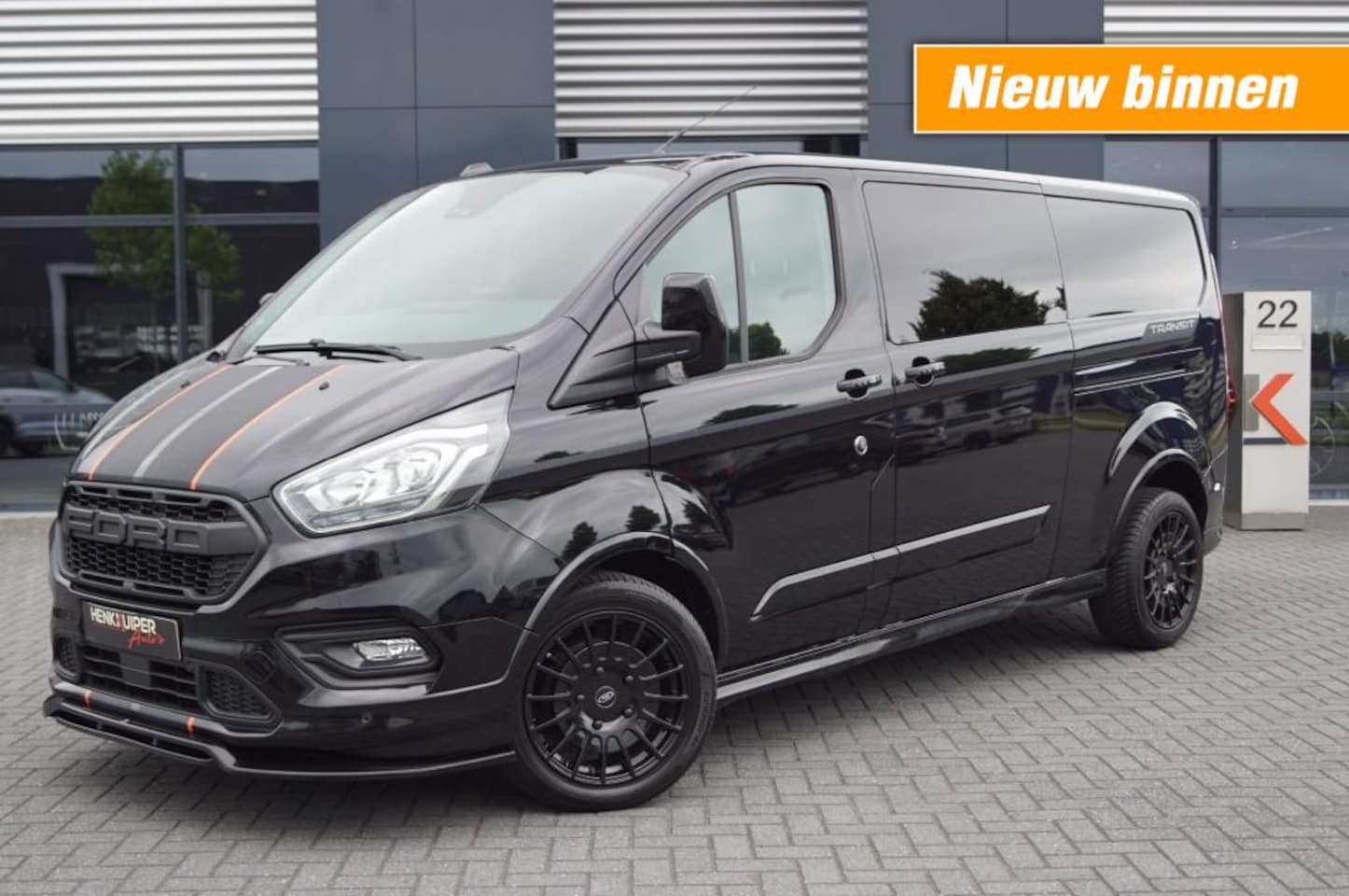 Ford Transit Custom - 320 2.0 TDCI L2H1 Sport Dubbele cabine 185pk /Navi/ Trekhaak 2800kg/Camera - AutoWereld.nl