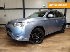 Mitsubishi Outlander - 2.0 PHEV Instyle - leder - navigatie - camera - open dak