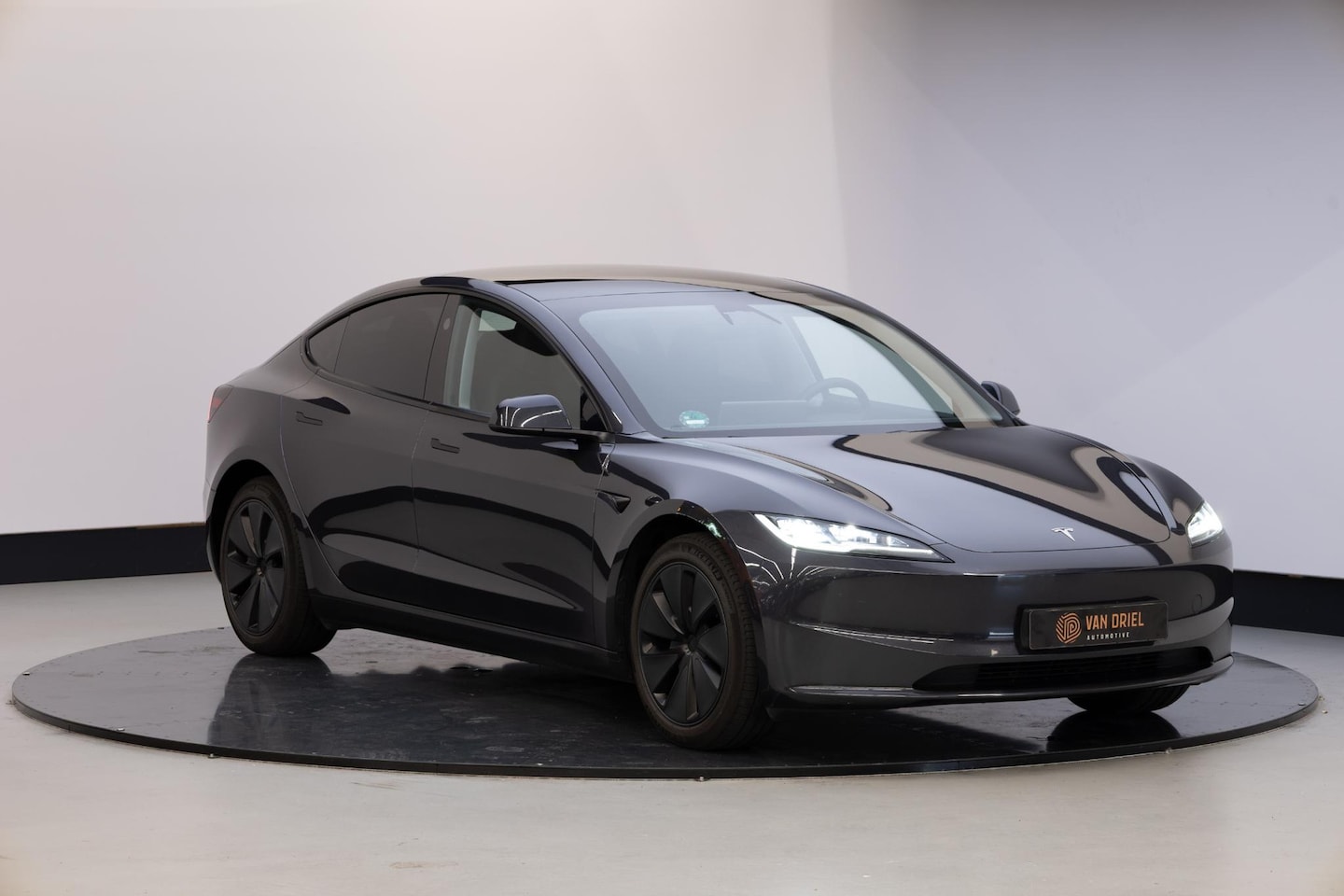 Tesla Model 3 - Long Range AWD 78 kWh Long Range AWD 78 kWh - AutoWereld.nl