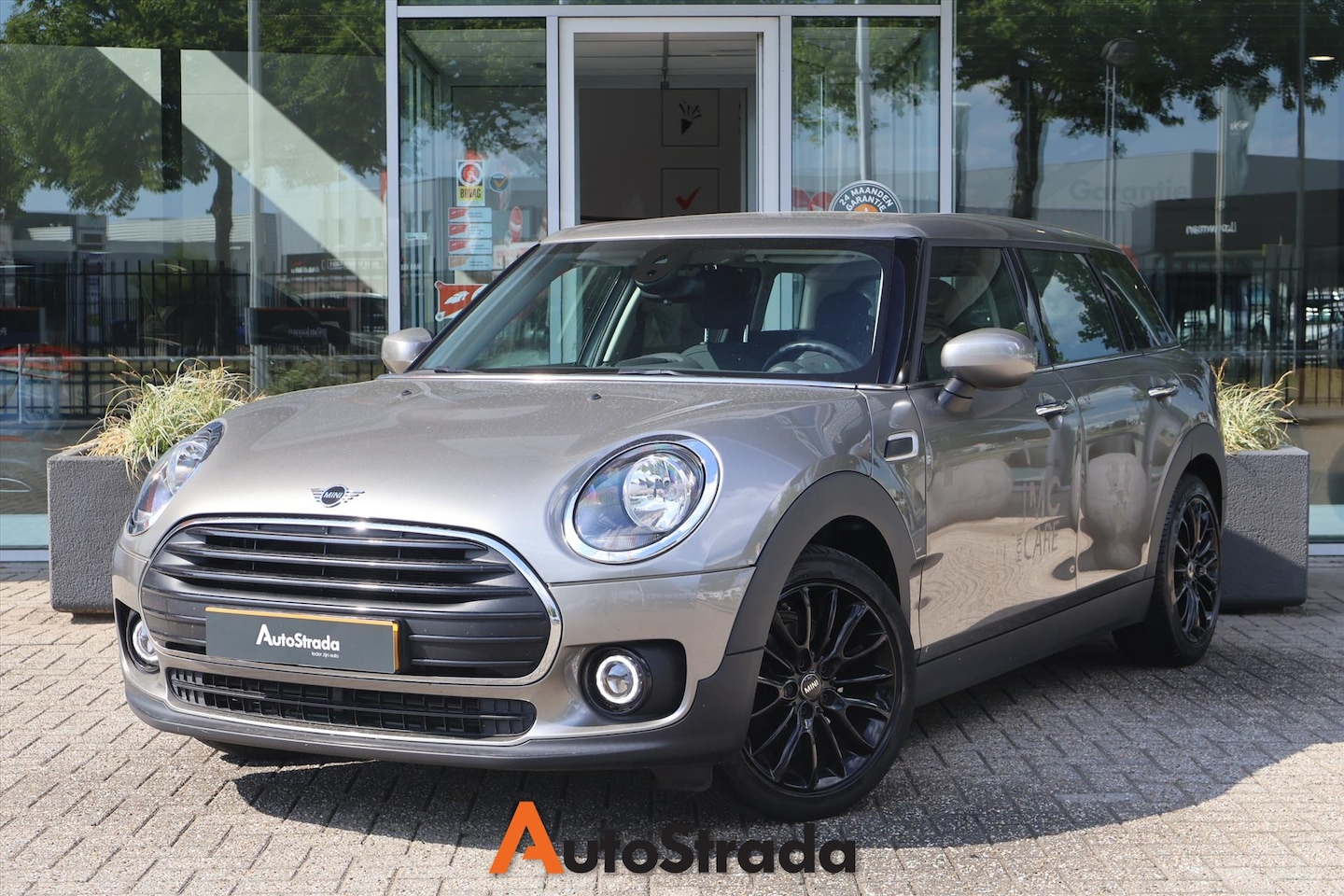 MINI Clubman - Mini (f54) 1.5 Business Edition 102pk | Navi | Climate | Cruise | Radio | Start\Stop | Car - AutoWereld.nl