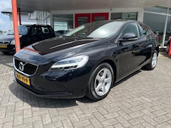Volvo V40 - 2.0 T2 122PK LED koplampen/Navi/Parkeersensoren voor+achter Onderhoudshistorie