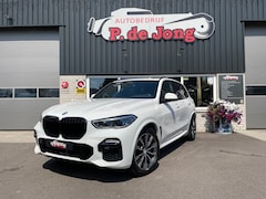 BMW X5 - XDRIVE45E M-Sport, Pano, Trekhaak, Laser, HUD, Camera, Stoelverw/koel,