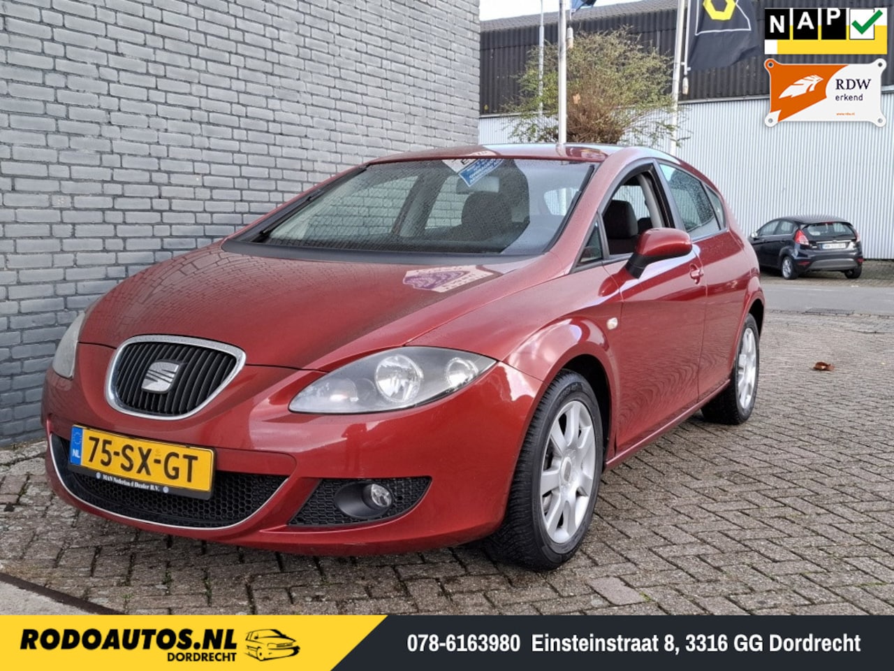 SEAT Leon - 1.6 Reference 5Drs Airco APK 11-2025 - AutoWereld.nl