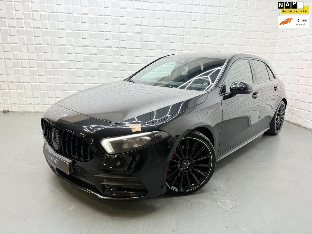 Mercedes-Benz A-klasse - 200 AMG NIGHT LEER CAM BLACKPACK - AutoWereld.nl