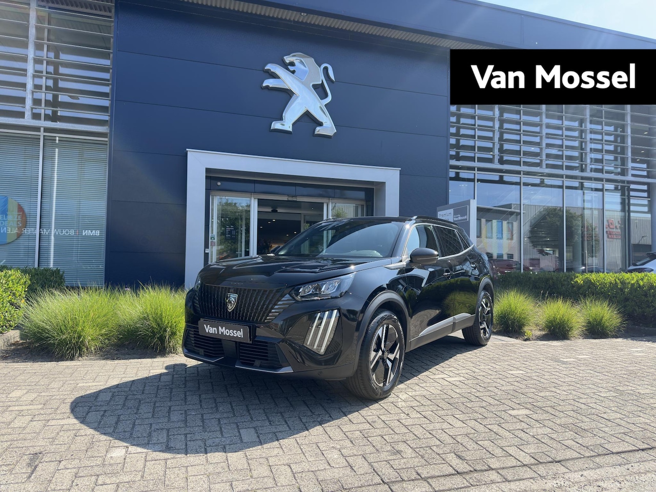 Peugeot 2008 - 1.2 Hybrid 136 Allure | Climate control | Apple Carplay/Android Auto | 17" Lichtmetalen ve - AutoWereld.nl