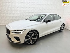 Volvo S60 - 2.0 B3 Ultimate Dark AUTOMAAT LEER NAVI CAMERA