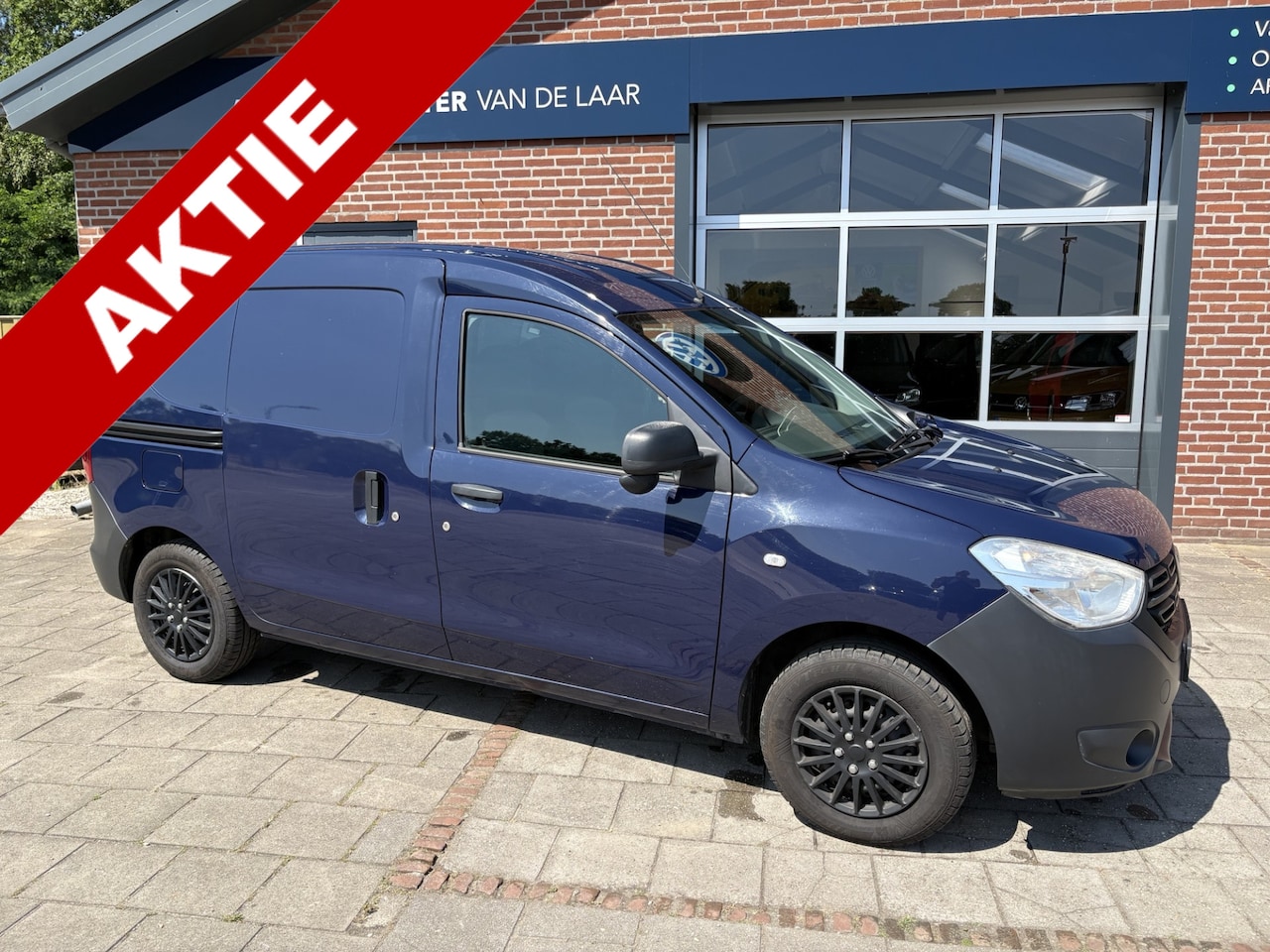 Dacia Dokker - 1.6 MPI 100 Basic BTW/BPM VRIJ , 102pk BESTEL EURO 6  ( Trekhaak, Parkeersensoren, Radio/C - AutoWereld.nl