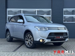 Mitsubishi Outlander - 2.0 PHEV Executive Edition NAP DEALER ONDERHOUDEN ZEER NETTE WAGEN