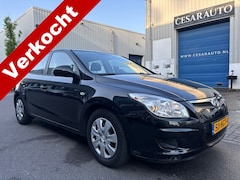 Hyundai i30 - 1.4i Active Cool / NIEUWE APK
