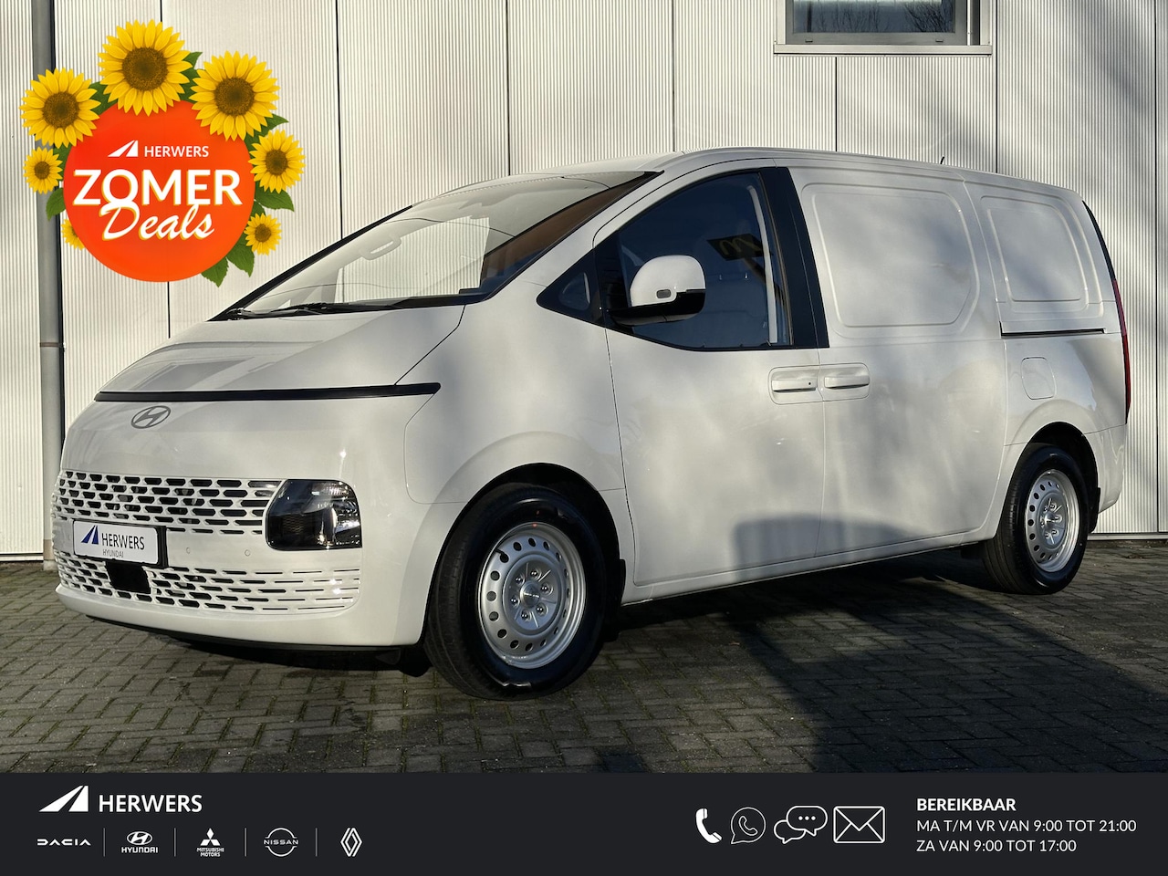 Hyundai Staria - 1.6 T-GDI HEV / 30% Korting / 225PK Hybride / Navigatie / Achteruitrijcamera / Uit voorraa - AutoWereld.nl