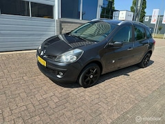 Renault Clio Estate - 1.2 TCE Sélection Business