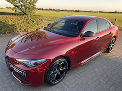 Alfa Romeo Giulia - 2.0 T Veloce Ti AWD Rosso Competitione Harman Kardon Act. Schokdempers