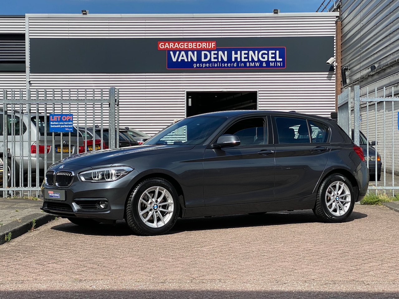BMW 1-serie - 118i Corporate Lease Executive - AutoWereld.nl