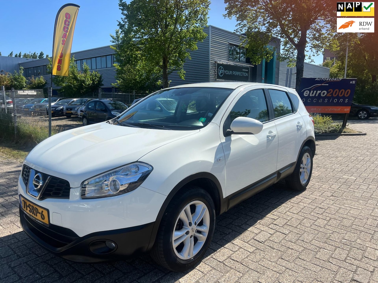Nissan Qashqai - 1.6 Acenta - AIRCO - TREKHAAK - NAP ! - AutoWereld.nl