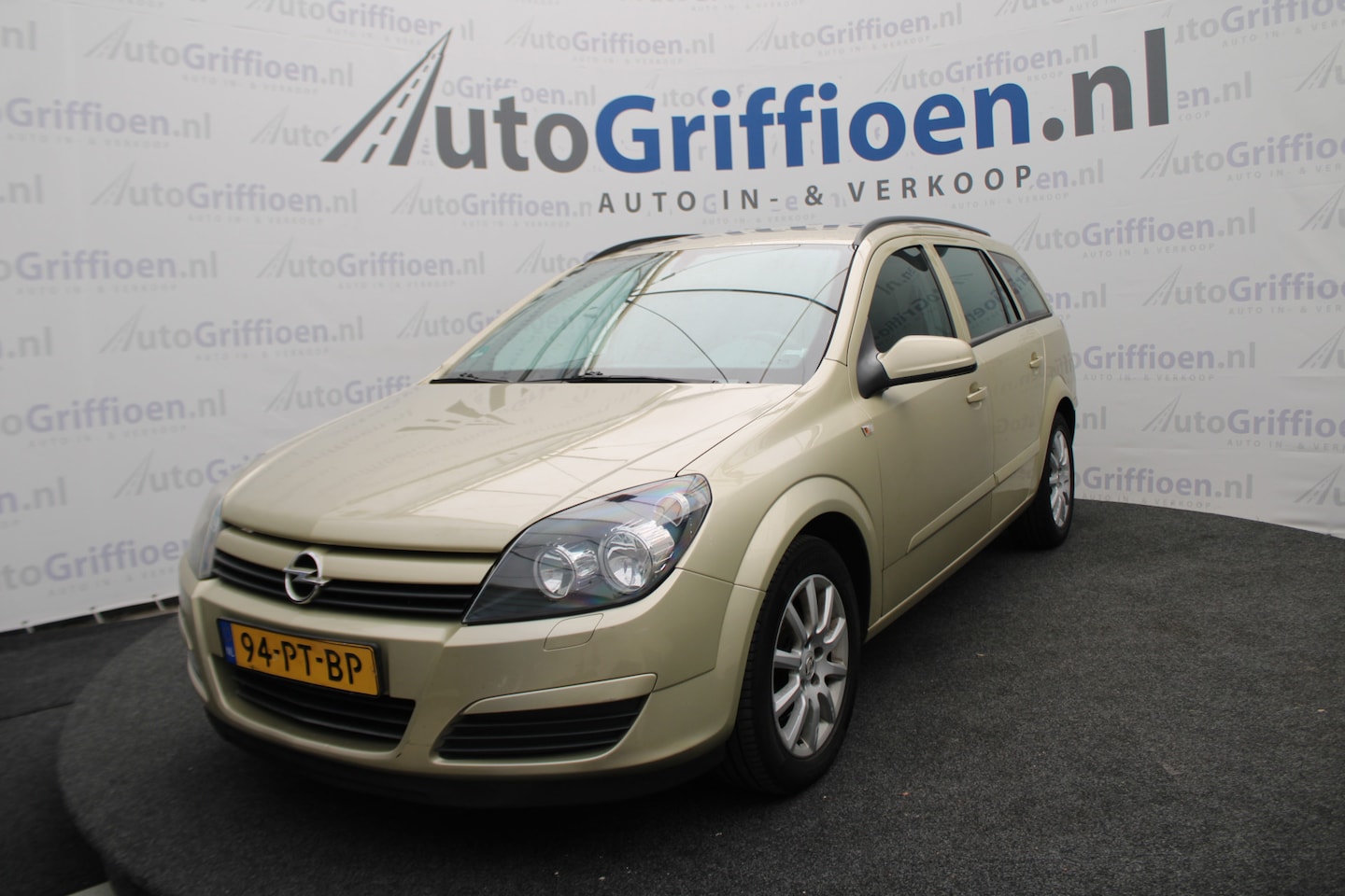 Opel Astra Wagon - 1.6 Enjoy nette station met trekhaak - AutoWereld.nl