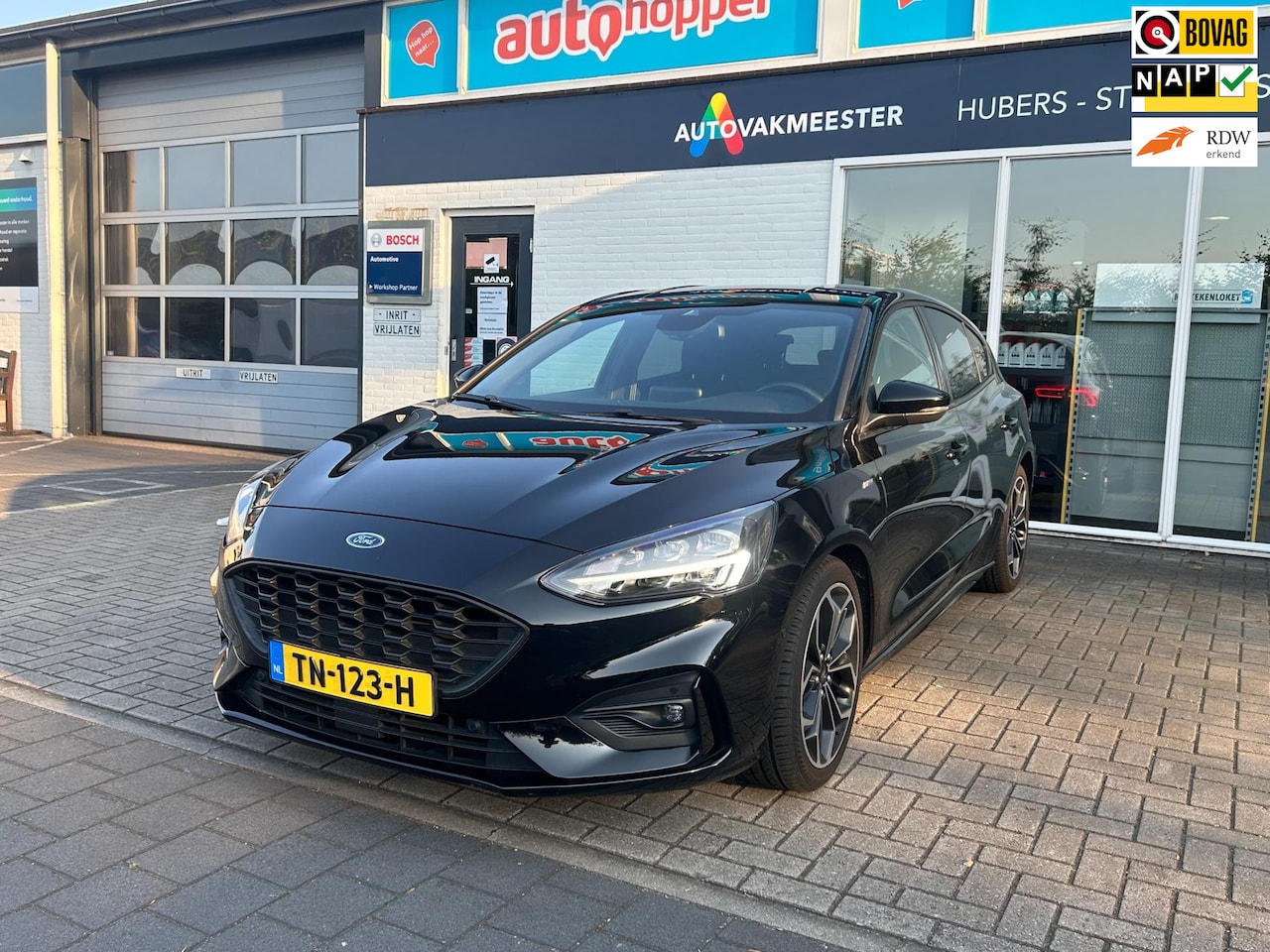 Ford Focus - 1.0 EcoBoost ST Line Business 1.0 EcoBoost ST Line Business - AutoWereld.nl