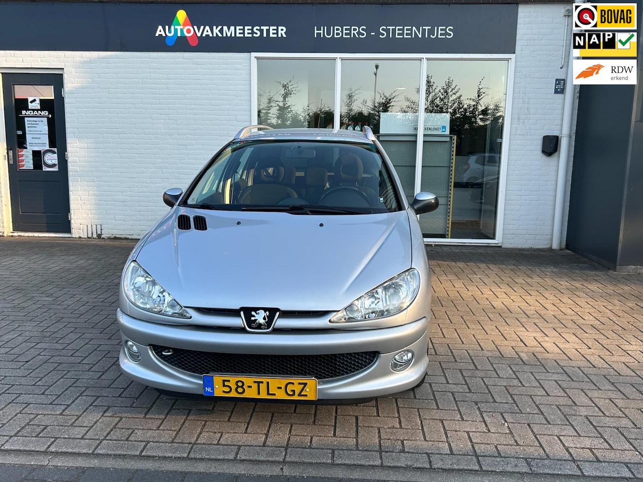 Peugeot 206 SW - 1.4 Air-line 3 1.4 Air-line 3 - AutoWereld.nl