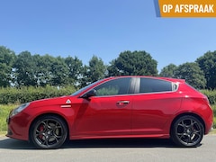 Alfa Romeo Giulietta - QV 1750TBI Rosso Competizione